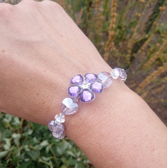 thelaughingcrow Jewelry - Rare, Handbeaded Purple Heart Bracelet